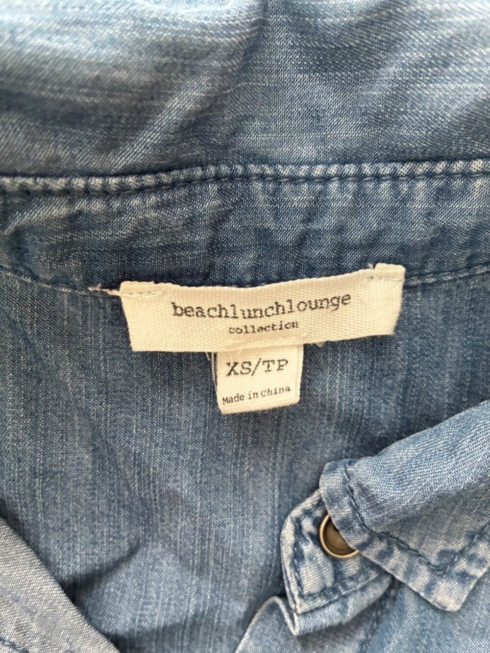 Beachlunchlounge Ombre Sleeveless Button-Down Shirt Womens XS Blue/White - Picture 3 of 8